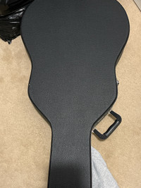 Fender acoustic guitar hard shell case with fur interior
