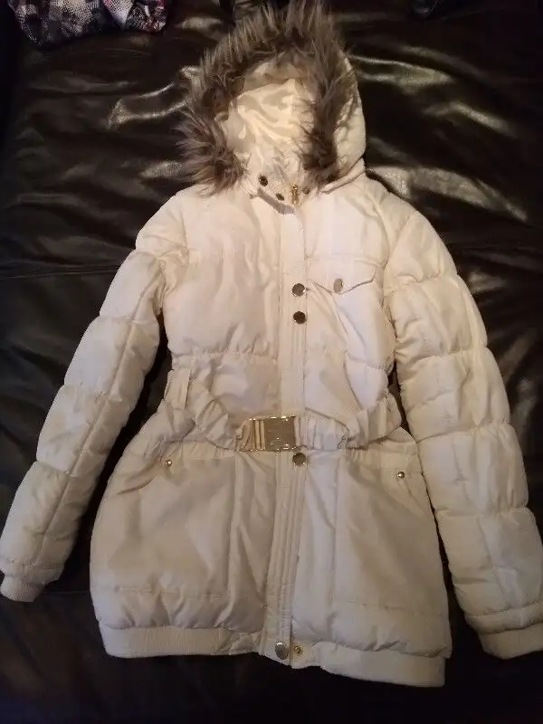 Vêtements enfants de qualité pour fille / garçon, manteaux hiver in Kids & Youth in City of Montréal - Image 3