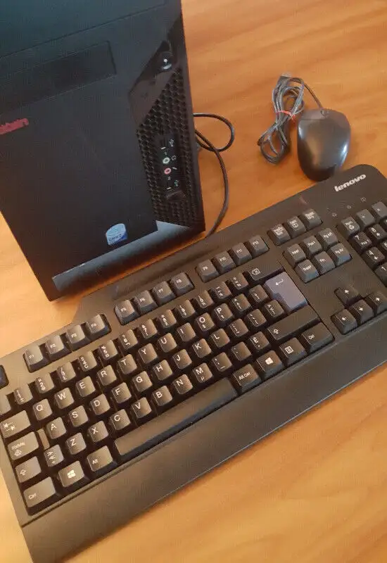 Ordinateur LENOVO Win 8.1 in Desktop Computers in Drummondville - Image 3