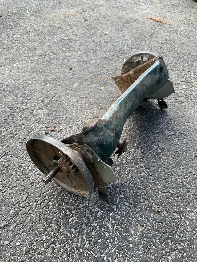 craftsman’s lawnmower front drive gear/ works perfect  in Lawnmowers & Leaf Blowers in Annapolis Valley - Image 3
