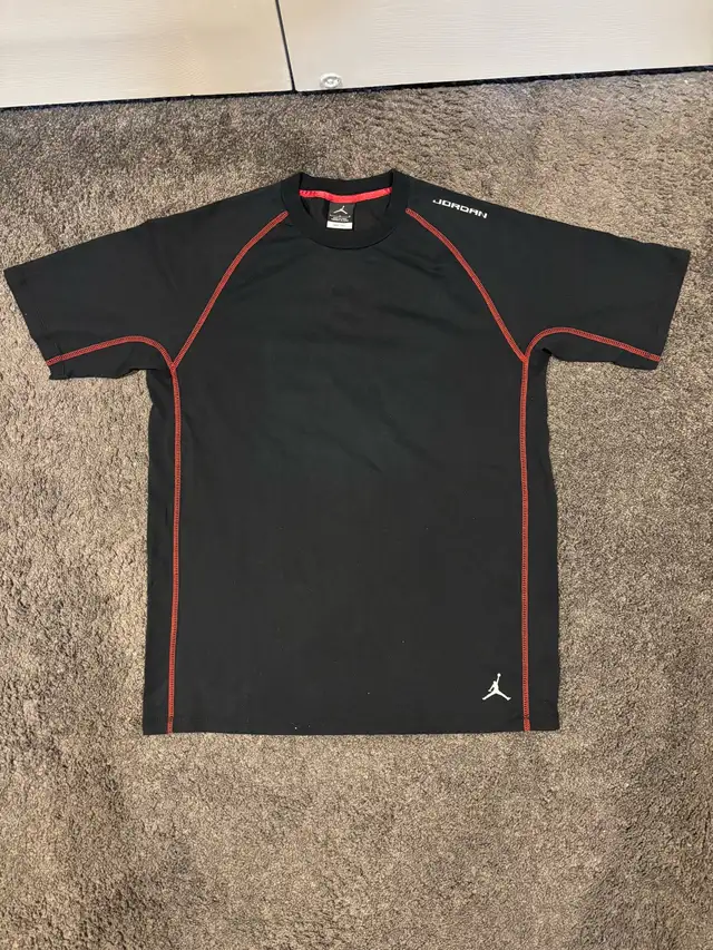 Authentic Jordan Apparel in Men's in Markham / York Region - Image 8