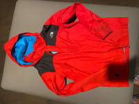 Boys The North Face rain jacket (size medium)