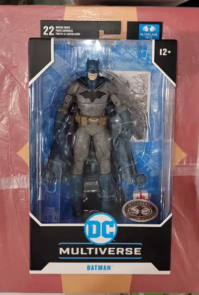 McFarlane DC Multiverse Batman Noel, Platinum, Chase, View more