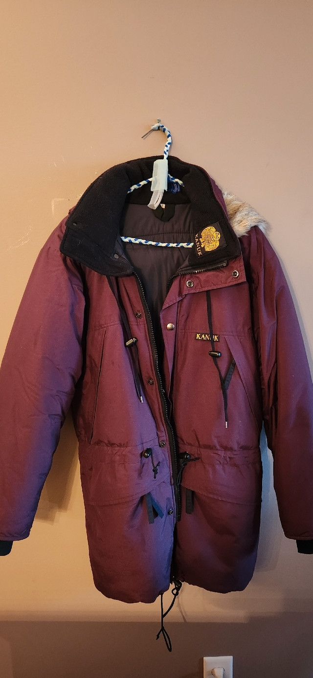 Manteau d'hiver Kanuk  dans Femmes - Hauts et vêtements d'extérieur  à Longueuil/Rive Sud