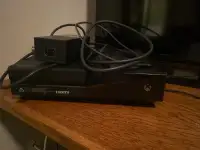 Xbox One 1TB, 2 Controllers, 4 Games, Battery Packs and Chargers