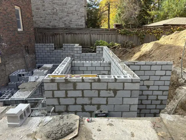 Bricklayer/Mason available65049619680129120