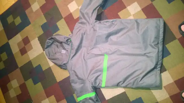 Columbia Men's Alpine Action Jacket - Small Size in Men's in Mississauga / Peel Region - Image 6