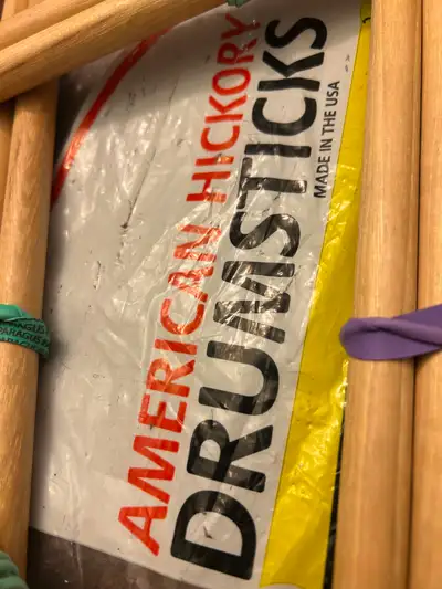American Hickory Drumsticks are made in the USA 5 pairs are plastic tip and 5pairs are wooden tip 20...
