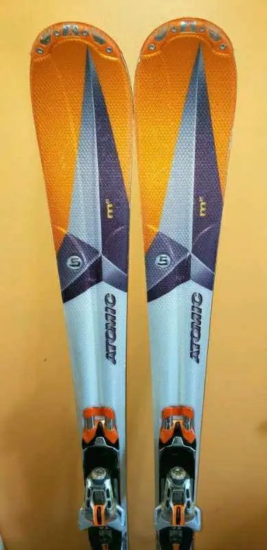 Skis Atomic Metron 5 taille 162 cm Fixations Atomic Neox 412., View more
