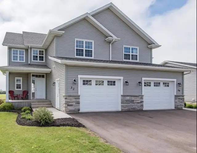 Fully furnished 4 bedroom 4 bath home for rent  in Long Term Rentals in Charlottetown - Image 2