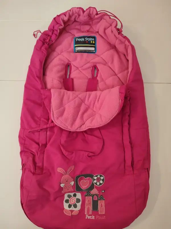 Winter Car Seat & Stroller Cover - Pink Petit Point in Strollers, Carriers & Car Seats in Ottawa - Image 3