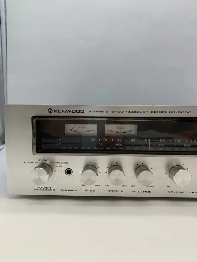 Kenwood KR-3090 Vintage AM/FM Stereo Receiver in Stereo Systems & Home Theatre in City of Toronto - Image 3