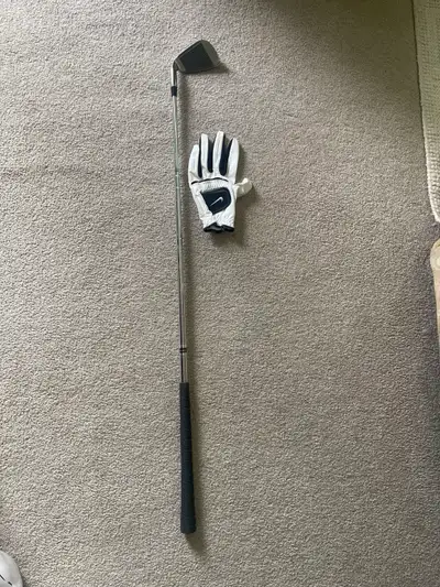 Flow 9-Iron Golf Club & Glove, View more