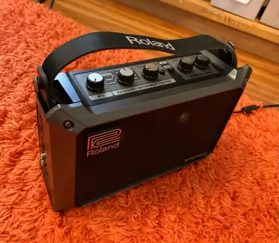 Roland Mobile Cube, View more