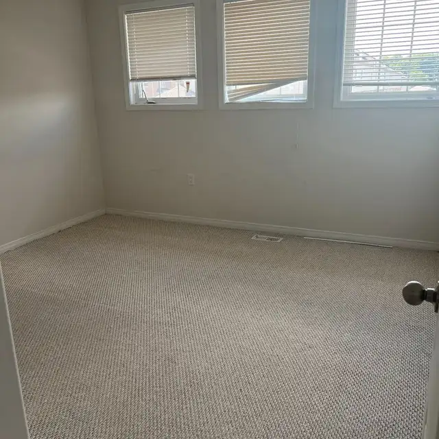 Single Occupant Room in Room Rentals & Roommates in Peterborough - Image 8