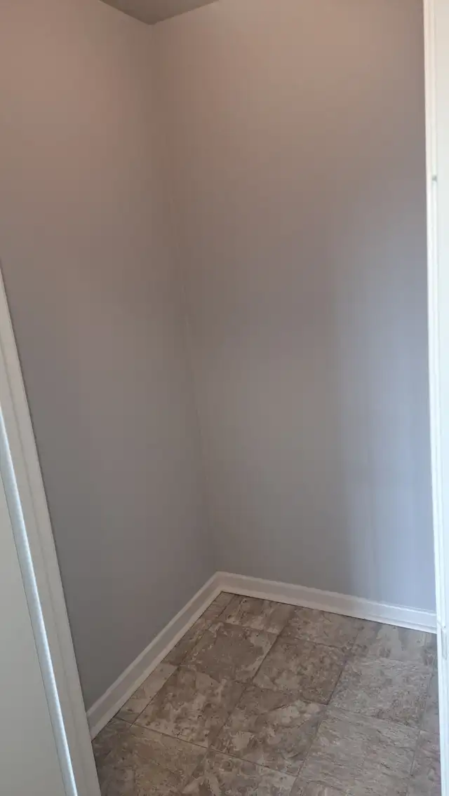 room for rent in Room Rentals & Roommates in Dartmouth - Image 5