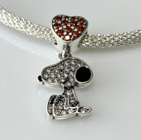 Peanuts Snoopy Dog Heart Dangle Charm