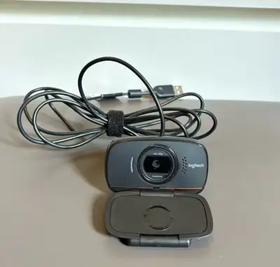 Logitech B525 HD Webcam 720p, View more