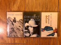 3x Dwight Yoakam cassettes in great condition.