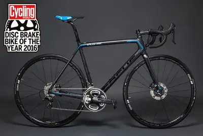 2016 Focus Izalco Max – Carbon Road Bike (Bike of the Year), View more