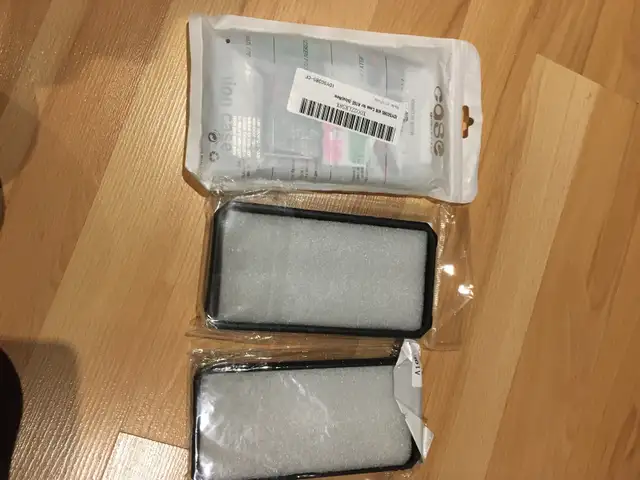 3 phone cases64203151906435124