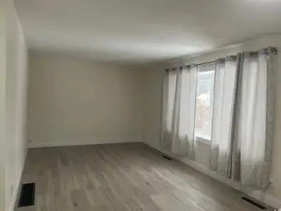 House for rent 3 bedroom 2 washroom new paint new floors new