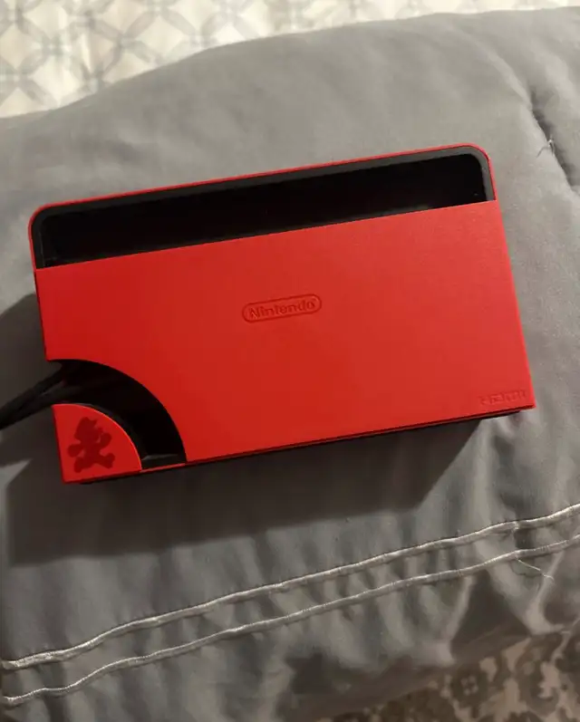 Nintendo Switch OLED in Nintendo Switch in Edmonton - Image 5