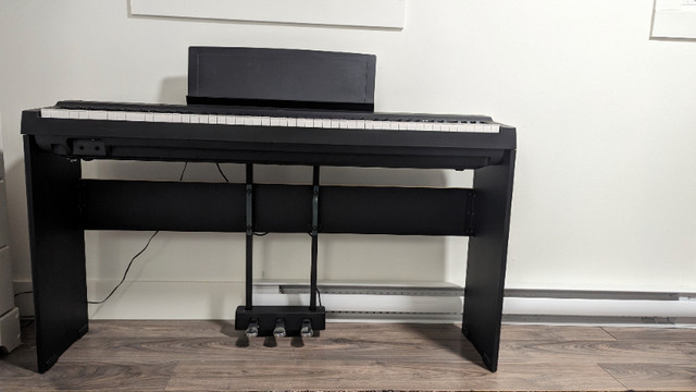 Yamaha Digital Piano in Pianos & Keyboards in St. John's - Image 2