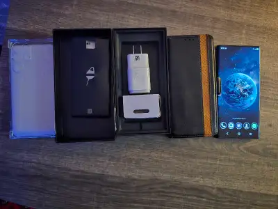 Samsung Galaxy S22 Ultra, View more