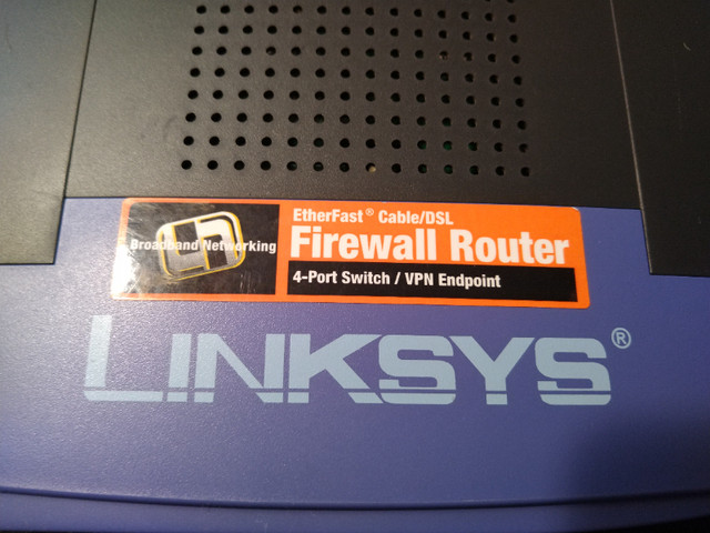 Linksys BEFSX41 Cable/DSL Router (10/100 Switch/VPN endpoint in Networking in Kitchener / Waterloo