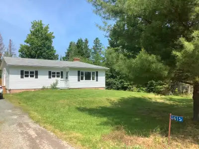 House and garage in Union Center , on adjoining lots to be sold together. Garage has two bays and of...