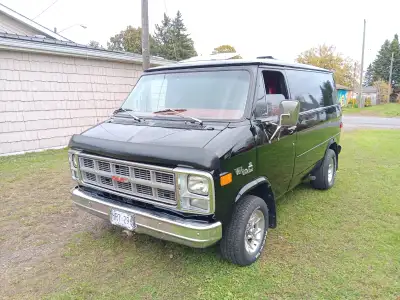 Offering my beautiful 1978 GMC G-15Van, with 350 engine for sale. New base coat clear coat paint, ne...