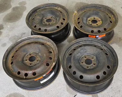 Steel Rims used for snow tires on a 2012 Lexus RX350. Size is 18x7.5; bolt pattern 114.3x5. Offset ~...