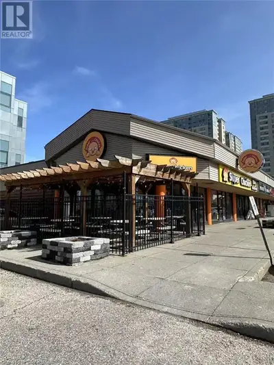 An unbeatable opportunity to own a popular fried chicken spot in the heart of University Plaza, just...