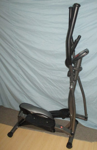 Like New Gym Free Spirit 593 Elliptical Exercise Trainer Machine