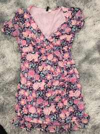 Flower patterned dress  