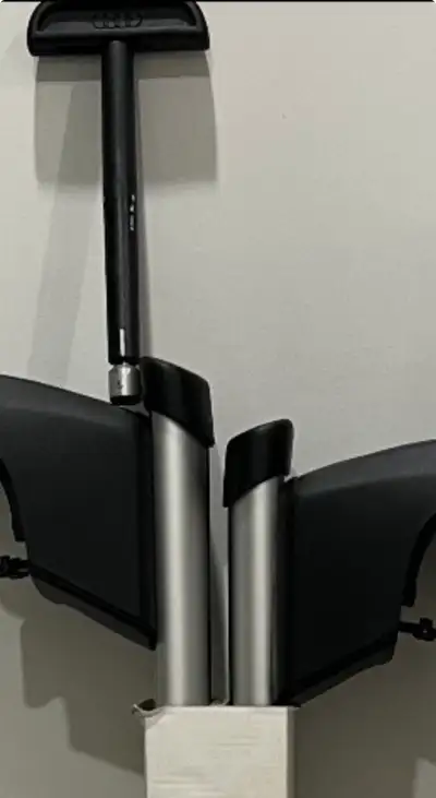 Brand new genuine Audi roof rack cross bars for Audi Q5 (2013–2017). ✔ OEM Audi parts (not aftermark...