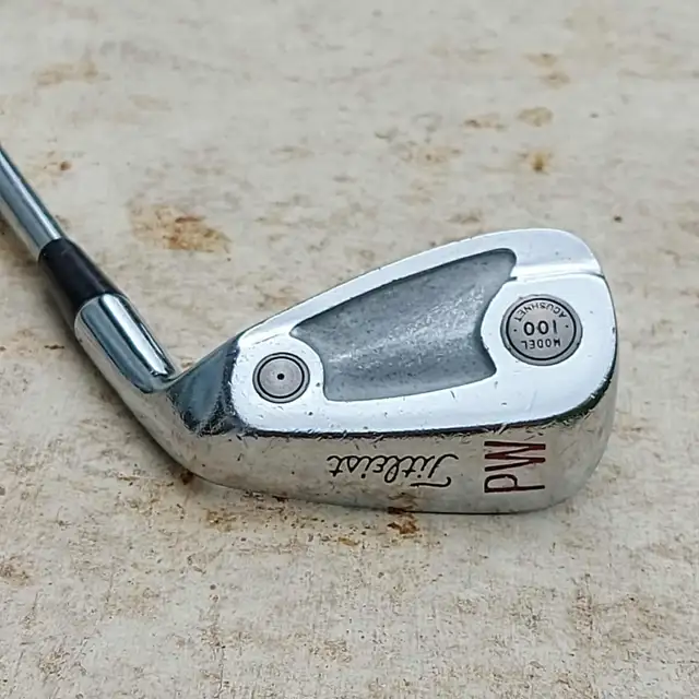Titleist Model 100 Acushnet PW (RH) - $30.00 in Golf in Belleville - Image 2
