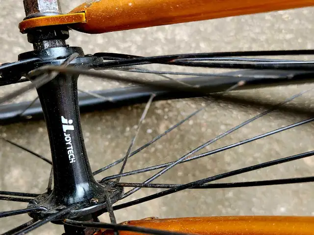 Vintage Raleigh Frame Single Speed/Fixie Size Medium in Fixie (Single Speed) in Oakville / Halton Region - Image 4