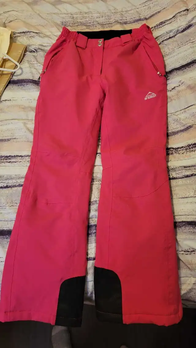 Pantalons de neige in Women's - Bottoms in Longueuil / South Shore - Image 2