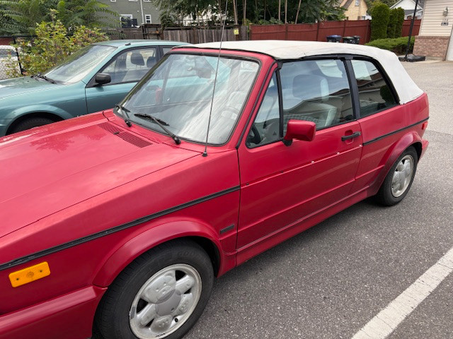 1991 Volkswagen Golf Cabriolet in Cars & Trucks in Penticton - Image 4