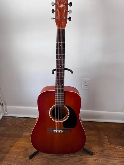 In a very good condition. Has couple scratches, but not visible. Sounds great. Comes with a stand. H...