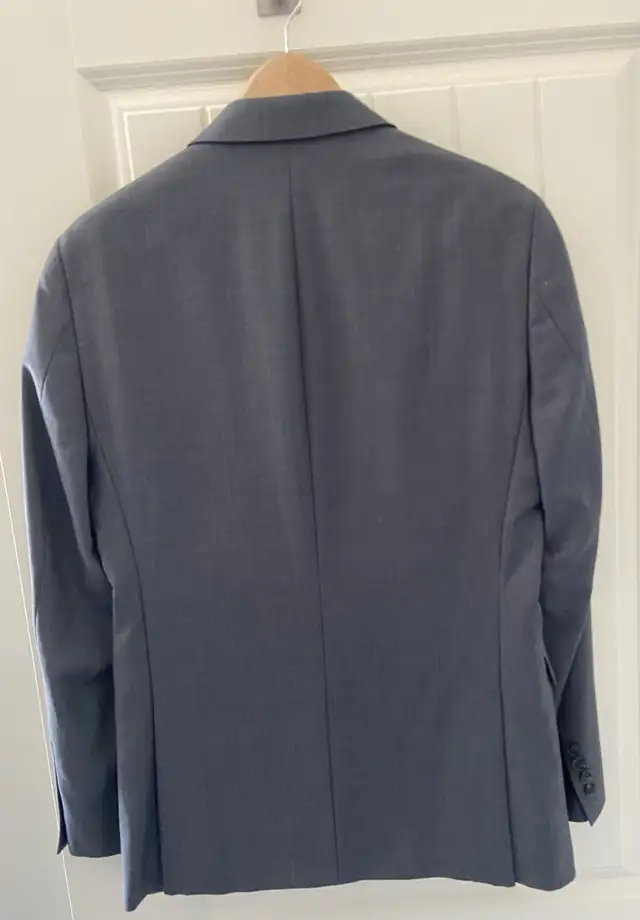 Men’s Calvin Klein Suit Jacket - Grey Tweed Herringbone in Men's in Calgary - Image 3
