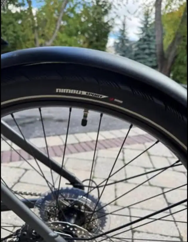 Specialized Turbo Como 4.0 650B in eBike in City of Toronto - Image 6