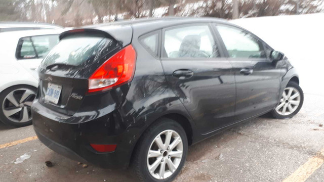 2011 ford fiesta (needs repairs) in Cars & Trucks in Mississauga / Peel Region - Image 2