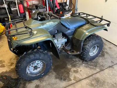 98 Honda 250 recon Probley won’t find one in better shape no cracks in plastics brand new front tire...