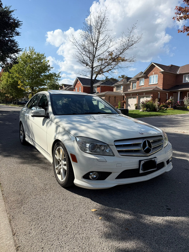 2010 Mercedes-Benz C-Class C300 in Cars & Trucks in Markham / York Region