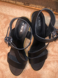 Leather sandals for sale 