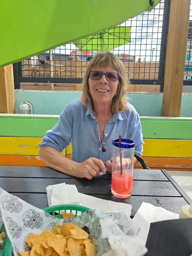 Sunnyside / Kensington64695062265089120