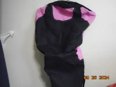 pair of pink and black car seat cover only used a couple months exc cond 15.00